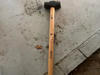 Banehammer Falke 4 kg træskaft