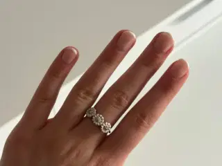 Marguerit ring