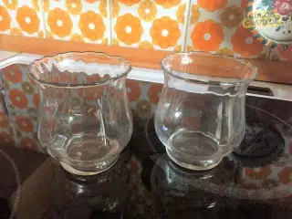 2 glas til fyrfadslys eller bloklys