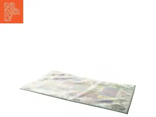 Skriveunderlag med dyremotiver og alfabet (str. 59x39 cm)