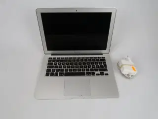 Apple MacBook Air 13" i5