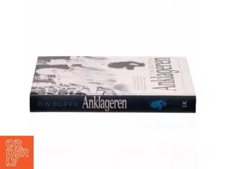 Anklageren af D. W. Buffa (Bog)