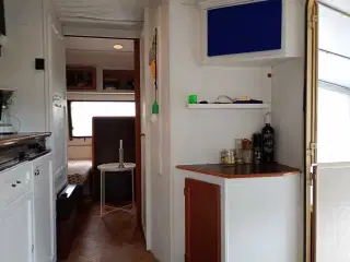 Campingvogn  med tilbehør