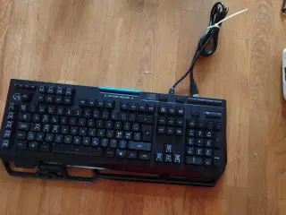 Logitech G910 Orion Spark gamer keyboard 