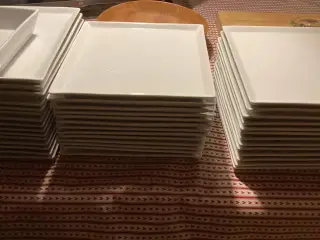 Firkantede tallerkener 