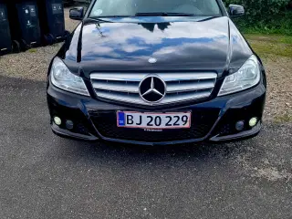 MERCEDES C220 2,2 CDI  ok lavt km tal 