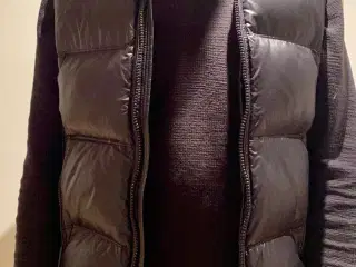 Burberry vest 