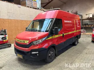 Varebil Iveco 35c18 3,0D 12m3 med værktøjspakke