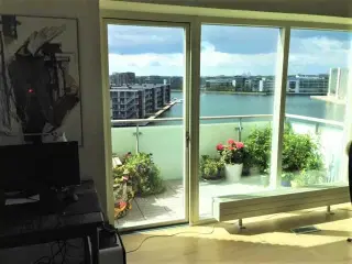 Modern Nice Room Available for Rent in Prime Copenhagen Location, København SV, København