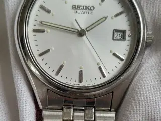 Seiko armbåndsur med stålrem dame/herre