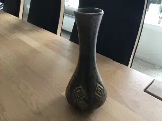 Løvemose vase højde 22 cm