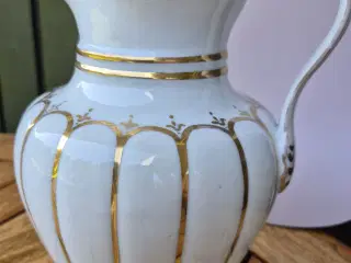 B & G Punchkande /  kande  fra perioden 1853 - 189