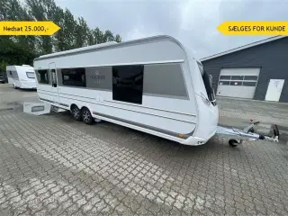 2022 - LMC Exquisit 695 VIP