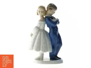 Porcelænsfigur af dreng og pige fra B&G (str. 20 cm)