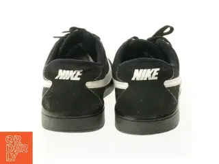 Sko fra Nike (str. 42)