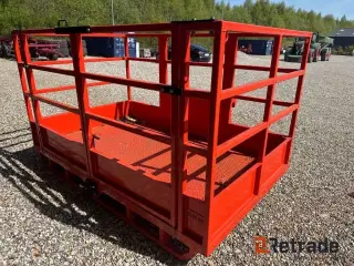 - - - Mandskabs kurv med volvoskifte