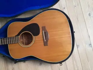 Western guitar Yamaha