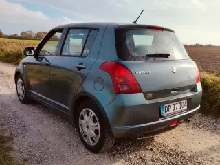 Nysynet Suzuki Swift. Kun kørt 113.xxx km. 