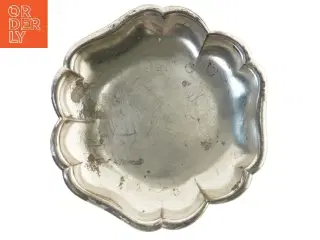 Antikt fad i pletsølv Ø 16 cm (str. Ø 16 cm)