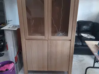 CASØ skab med glaslåger 