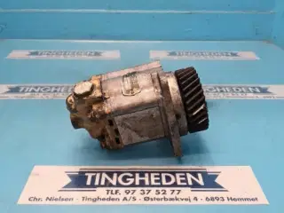 Ford 7000 Hydraulikpumpe C7NN3A674G