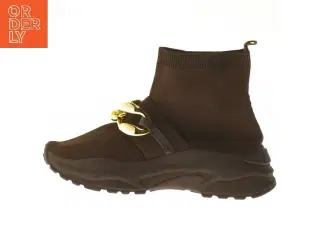 Brune støvler med kædedetalje (str. 39 )