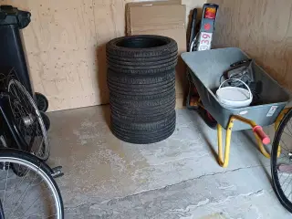 🚀 Pirelli Sommerdæk205/45\ R17. r