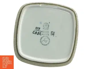 Fajance fade fra Royal Copenhagen (str. 10 cm. og 15 cm)