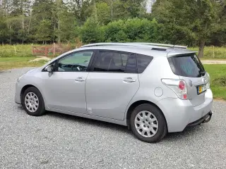 Toyota sportsvan 1.6 d-4d fra 2015