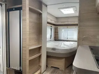 2024 - Fendt Bianco Activ 465 SFH   Dejlig vogn med endesiddegruppe og franskseng fra Hinshøj Caravan A/S