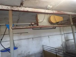 - - - Trækstation med kæde Ø38