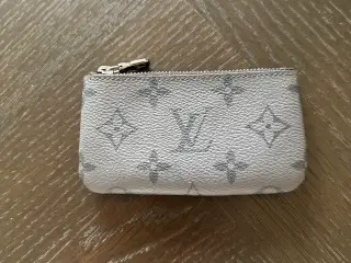 Louis Vuitton key pouch monogram eclipse