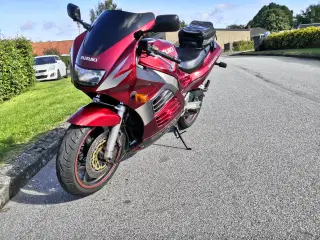 Suzuki RF 900 r 