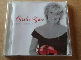Birthe Kjær ** Lys I Mørket 