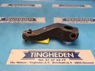 Massey Ferguson 3060 Styrearm L. 3383871M2