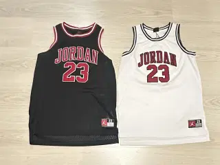 2 stk Jordan trøjer str Xl