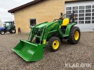 Traktor med frontlæsser John Deere 3025E