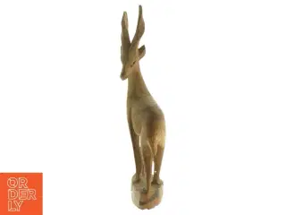 Træskulptur af hjort (str. 16 cm)
