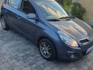 Hyundai i20 2011 benzin 