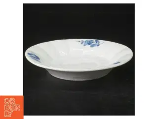 Porcelænunderkop/lille skål med blå blomst mønster fra Royal Copenhagen (str. Ø. 15 cm)