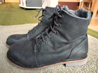 Komfortable New Feet støvler, sorte, str. 41