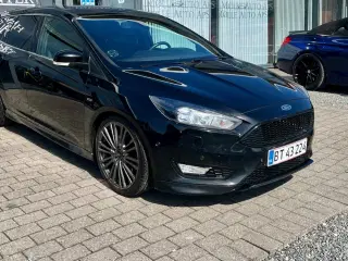 Ford Focus 1,5 EcoBoost ST-Line stc.