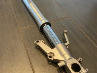 Suzuki TL 1000 forgaffelben 