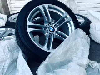  18", Orig. BMW M alufælge med Hankook vinterdæk