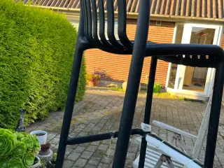 Høj stol