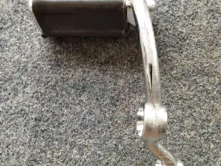 Forreste fodstøtte  Yamaha Virago  ( %)