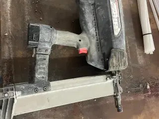 Sømpistol 