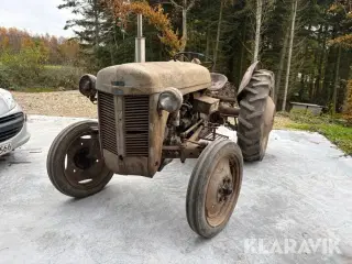 Veterantraktor Ferguson