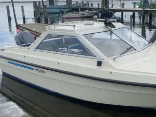 Kabinebåd Ørnvik 481 HT 