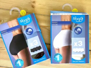  2 pakker med Sloggi-trusser